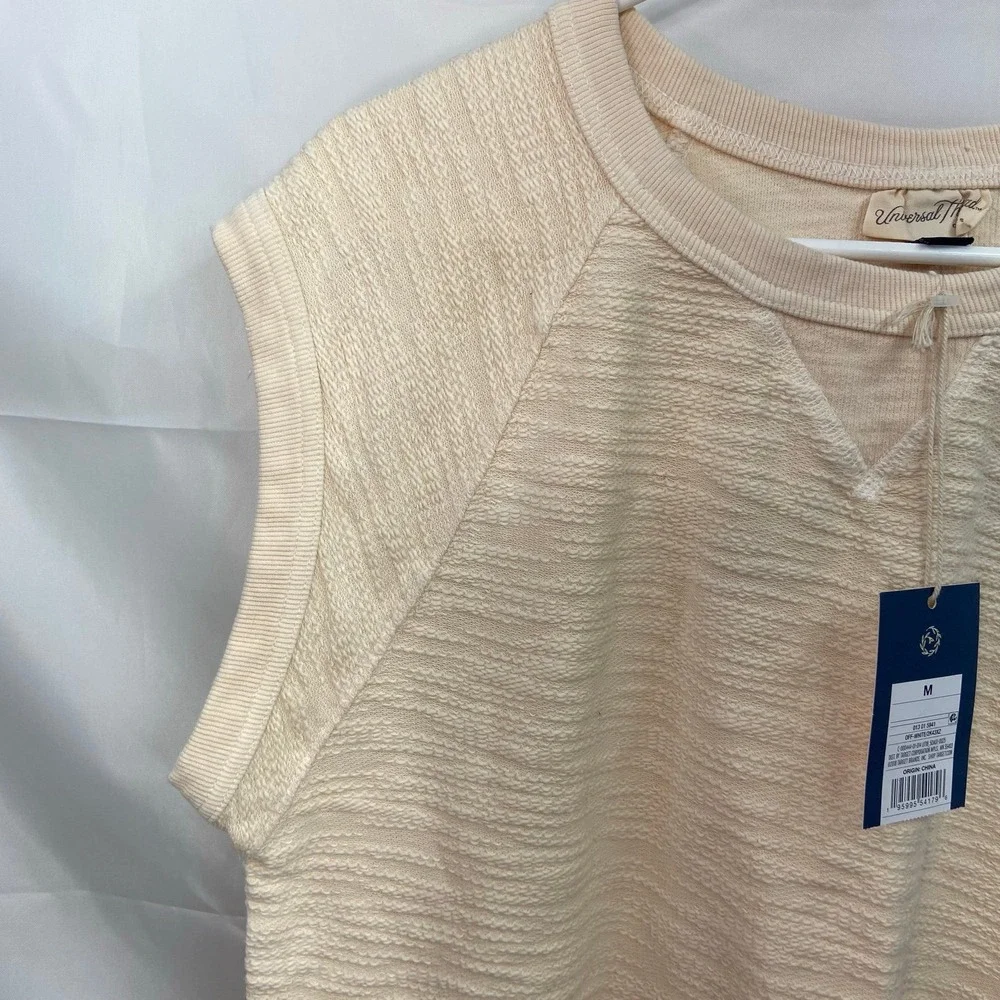 NEW Universal Thread women's cream sleeveless thick knit‎ textured vest top M